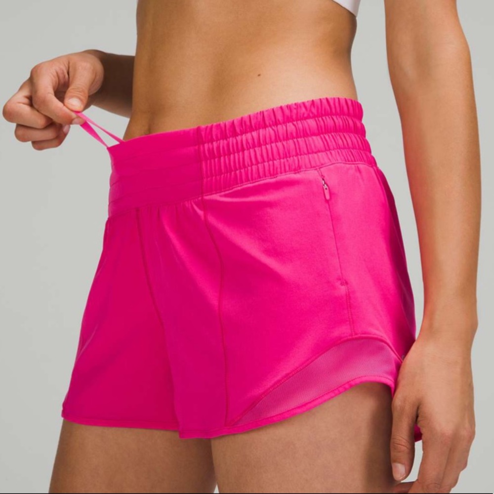 NWT Lululemon Sonic Pink Hotty Hot HR 2.5” Short 8